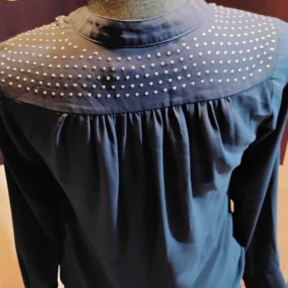 Oasis faux wrap metal faceted long sleeve blouse in blue, size 8 (small) - Picture 2 of 12